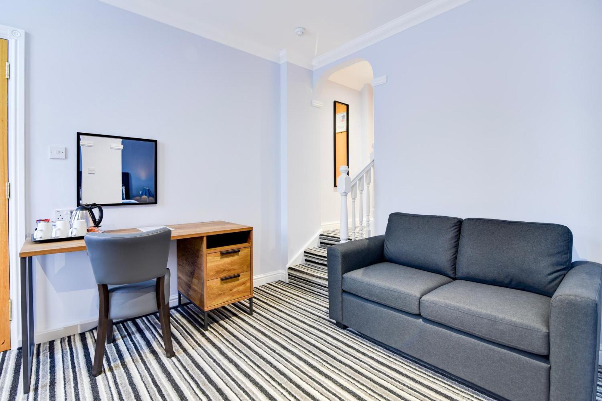 Hotel Aston Court Centre By Belvilla