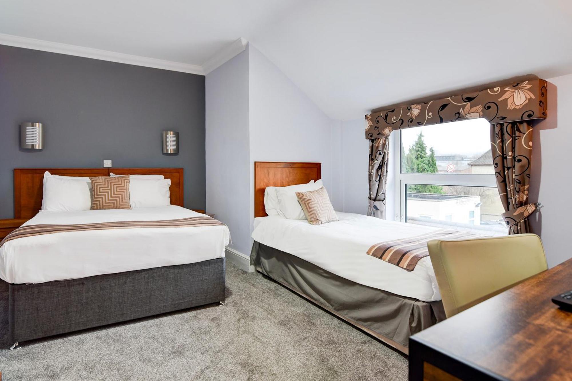 Aston Court Centre By Belvilla 3*