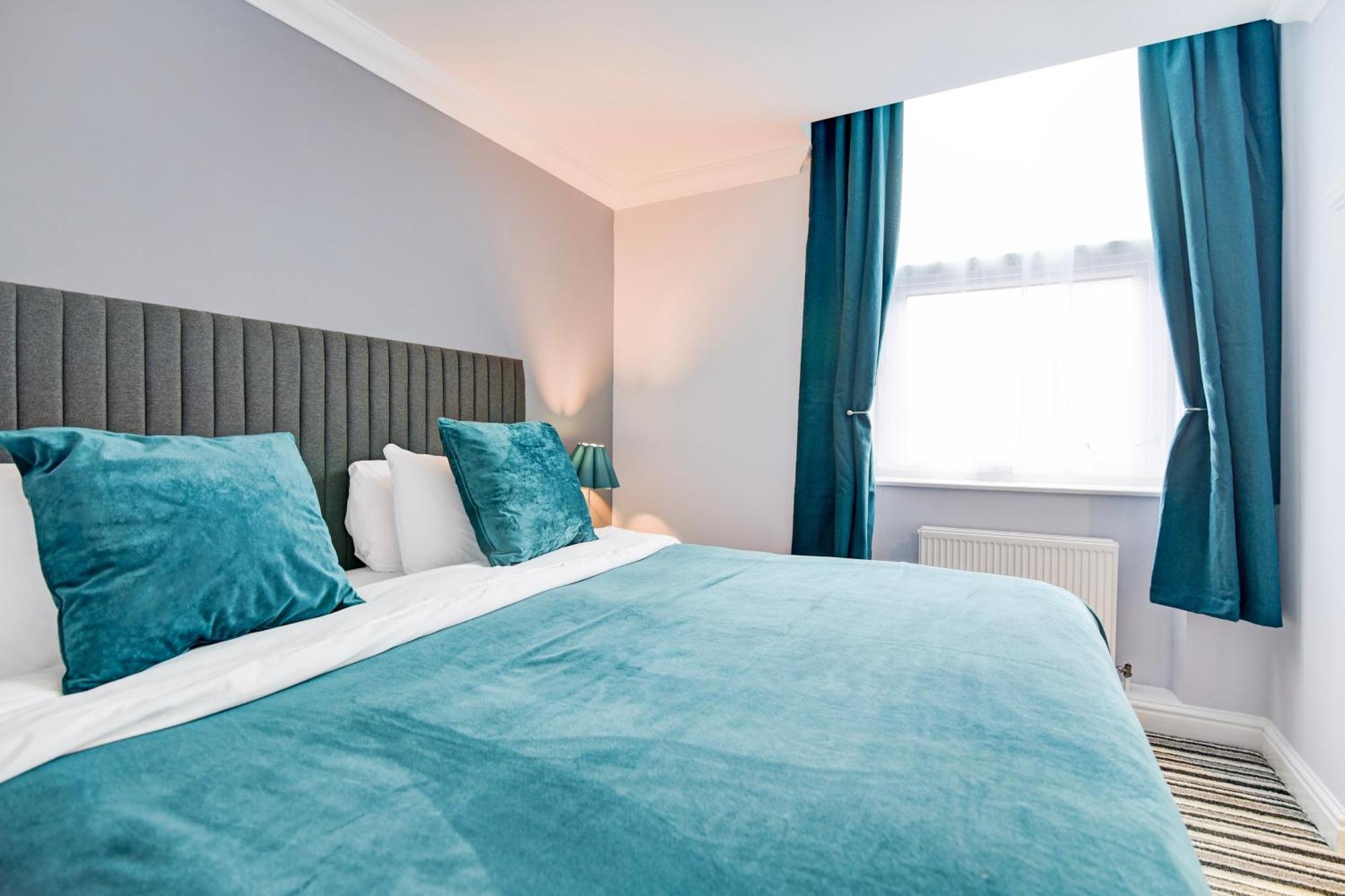 Aston Court Centre By Belvilla 3* Derby
